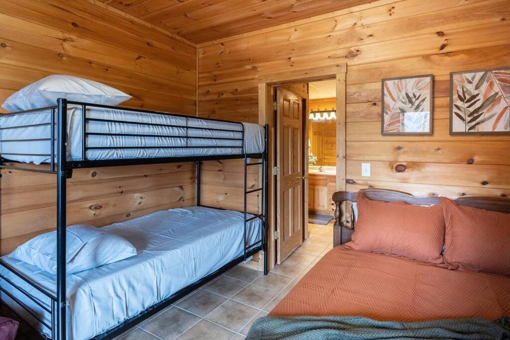 Mtn Cabin Sleeps 10 - 5 Mins To Fishing & Camping Ellijay Exterior photo
