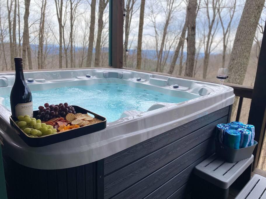 Mtn Cabin Sleeps 10 - 5 Mins To Fishing & Camping Ellijay Exterior photo